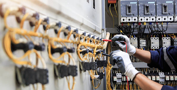 Professional Electrician technician working in North Bend, WA